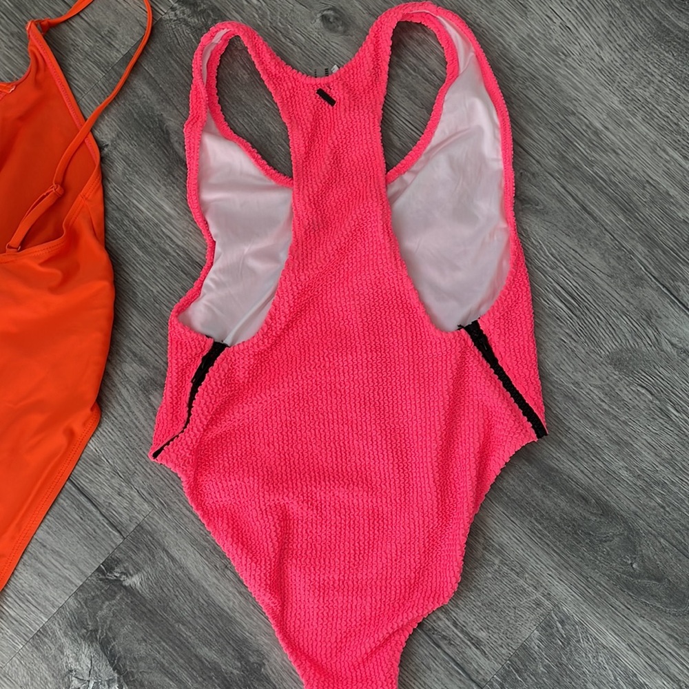 2/$20 Orange Betty Jade Pink VOLCOM both Size Mediums Clean Good Condition🍊💕 - Picture 7 of 11